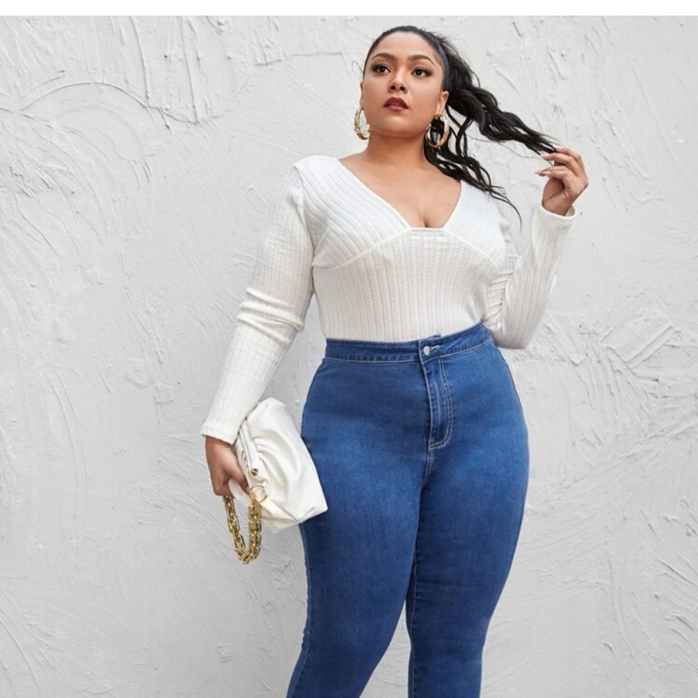 It’s a blue SHEIN jean with quality